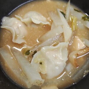 水餃子と大根の中華スープ